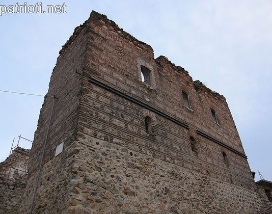Болярската къща в Мелник