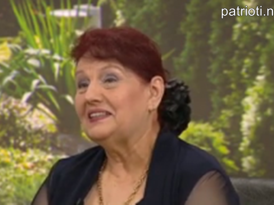 Днес е родена българската народна певица Елена Божкова!