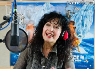 Днес е родена българската актриса и режисьорка Василка Сугарева!